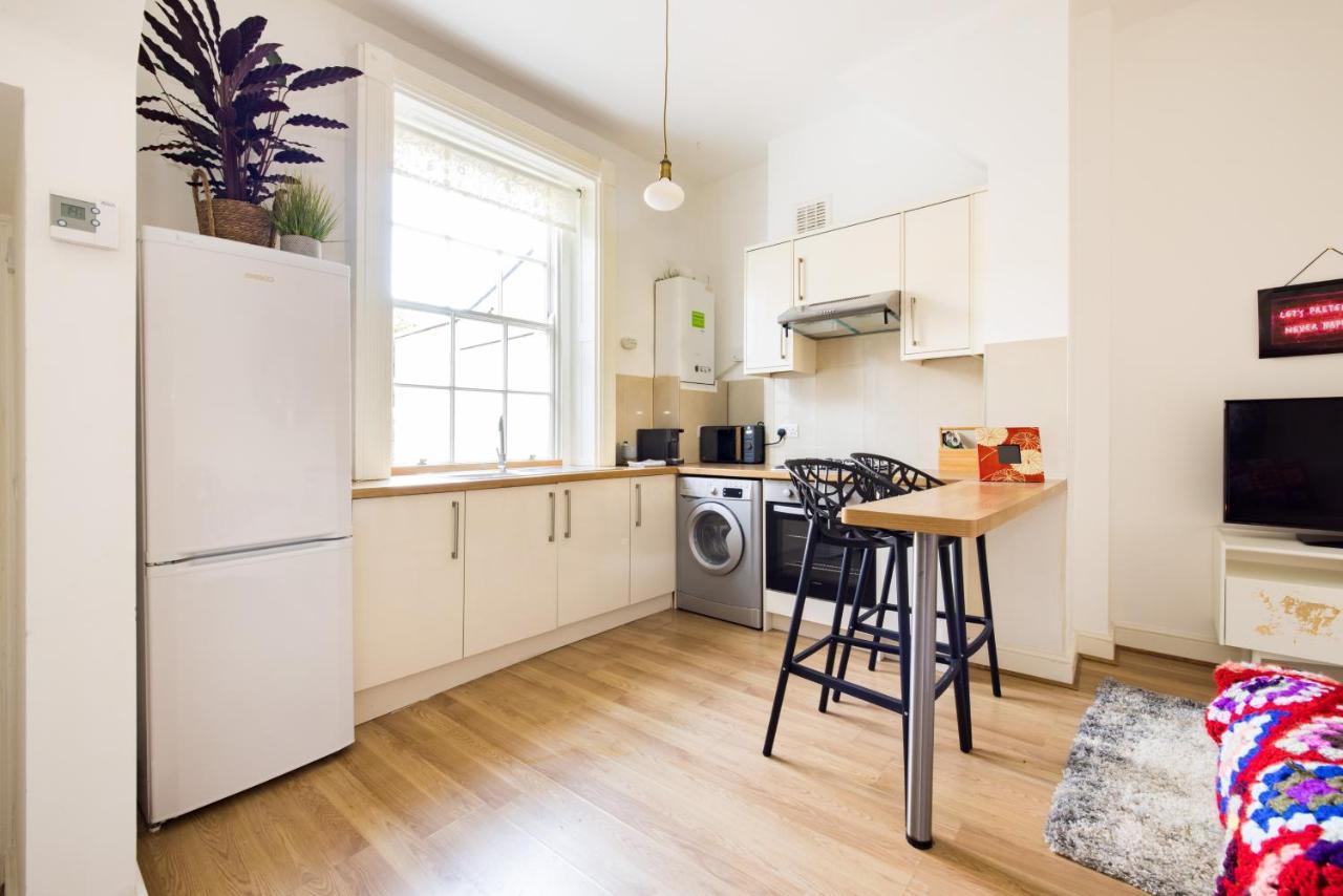 런던 Mornington Crescent 아파트 외부 사진
