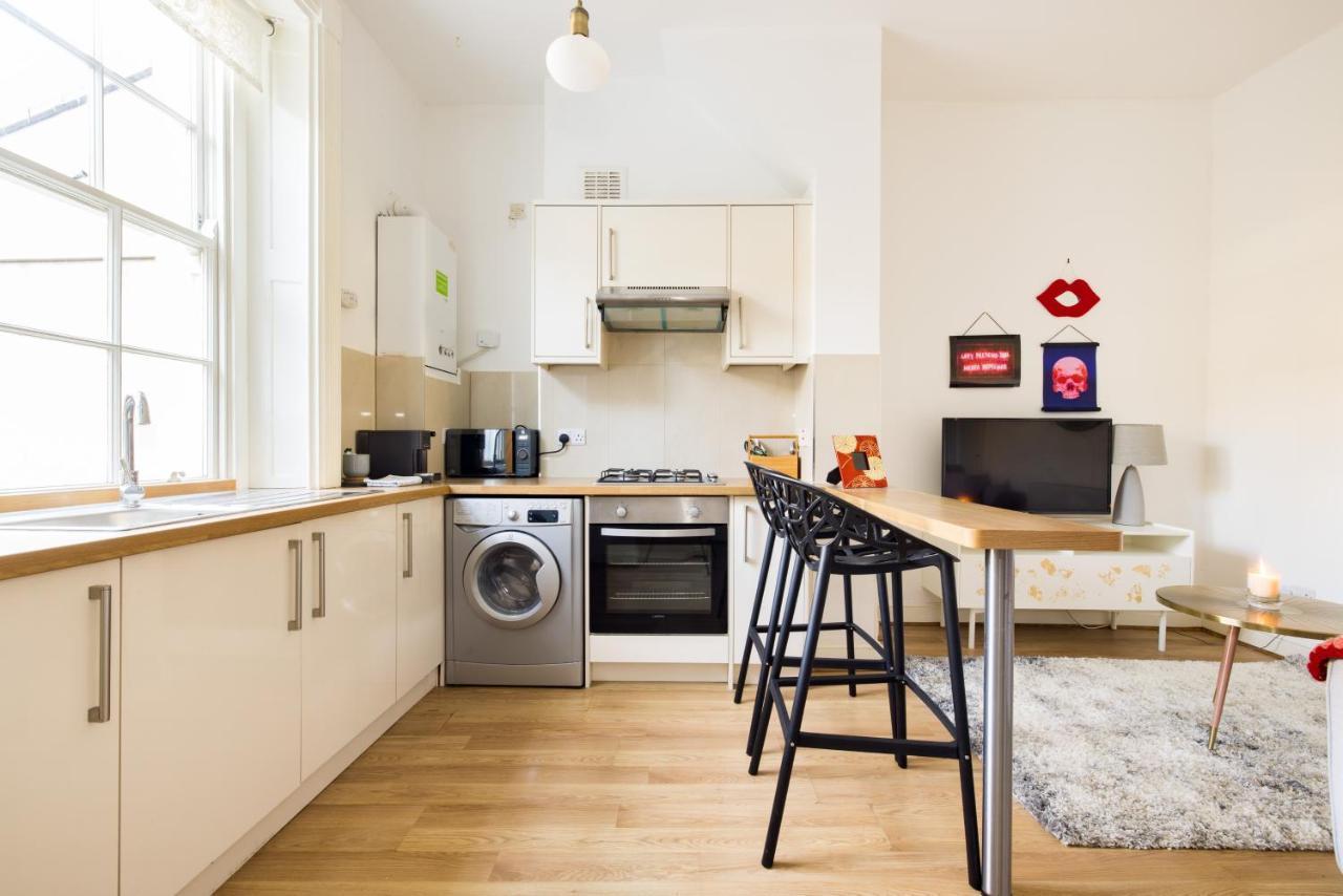 런던 Mornington Crescent 아파트 외부 사진